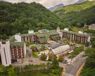 Osaek Greenyard Hotel - Yangyang - Gebäude