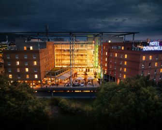 Trans World Hotel Donauwelle - Linz - Edificio