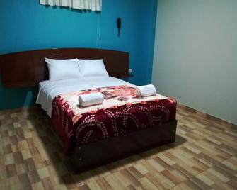 Hotel Real Chimbote - Chimbote - Bedroom