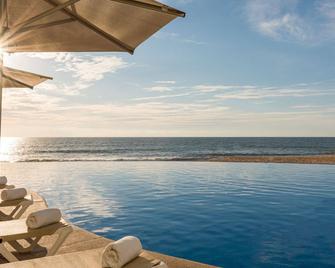 Park Royal Beach Mazatlan - Mazatlán - Piscina