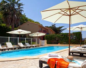 Hotel Le Bon Port - Collioure - Pool