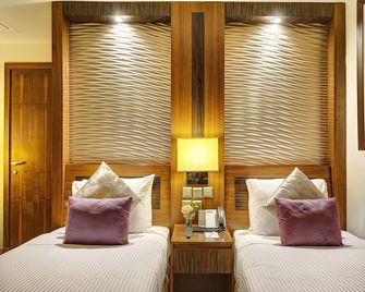 Elaf Kinda Hotel - Mecca - Bedroom