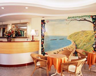 Hotel Romantico - גביצ'ה מארה - דלפק קבלה