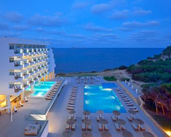 Sol Beach House Ibiza - Ibiza-stad - Zwembad