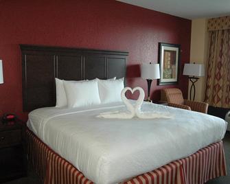 Pier House 60 Clearwater Beach Marina Hotel - Clearwater Beach - Bedroom