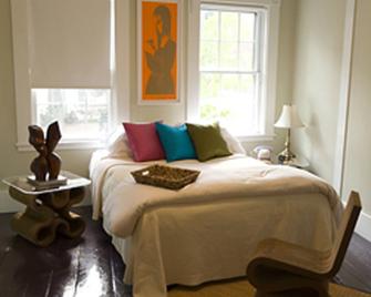 Vanessa Noel Hotel Green - Nantucket - Bedroom