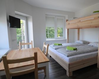 Bhb Hotel - Marijampolė - Schlafzimmer