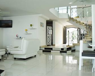 Hotel Peira House - كارتاخينا دي إندياس - ردهة