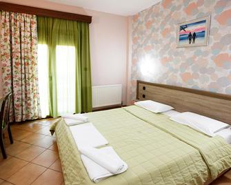 Ariadni Hotel Bungalows - Thasos Town - Yatak Odası