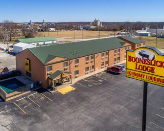 Booneslick Lodge Of Neosho - Neosho - Building