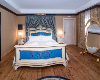Càdor Hotel - Valle di Cadore - Bedroom