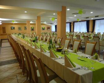 Rooms Hochkraut - Celje - Restaurante