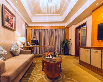 Ruian International Hotel - ونزهو - غرفة معيشة