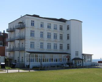 Strandhotel Hohenzollern - Borkum - Building