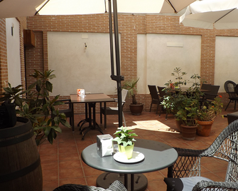 Hostal El Descanso - Madrid - Servicio de la propiedad