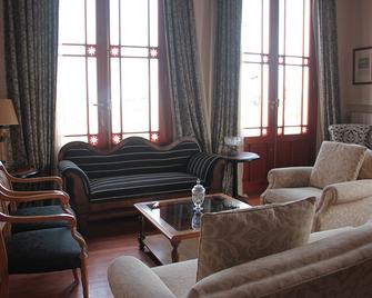 Casa Crespo Hotel Boutique - Carmen De Patagones - Living room