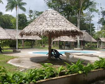 Hotel Karupa Amazonas - Leticia - Pool