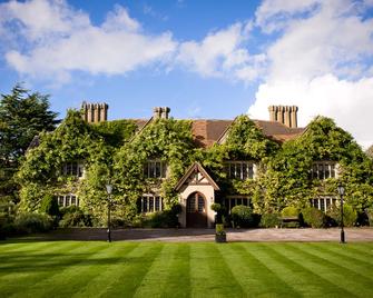 Boys Hall - Ashford - Budova