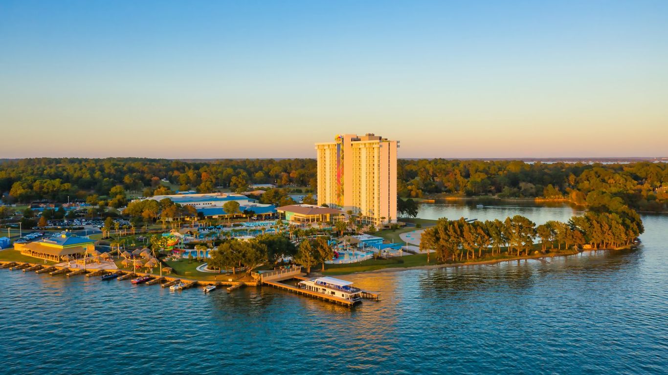 Margaritaville Lake Resort, Lake Conroe