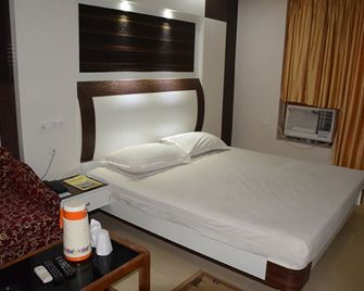 Hotel Naren Palace - Puri - Habitación