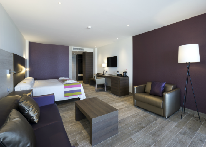 Medplaya Hotel Pez Espada 61 Torremolinos Hotel Deals Reviews Kayak