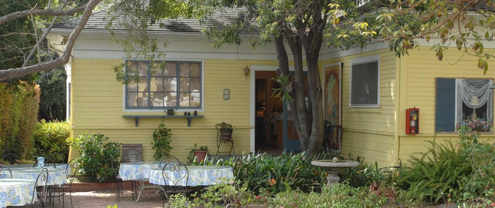 Secret Garden Inn And Cottages 160 2 6 6 Santa Barbara