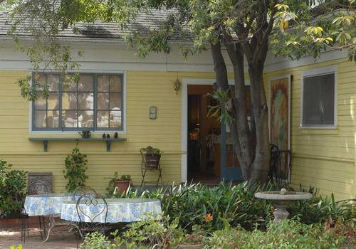 Secret Garden Inn And Cottages 160 2 6 6 Santa Barbara