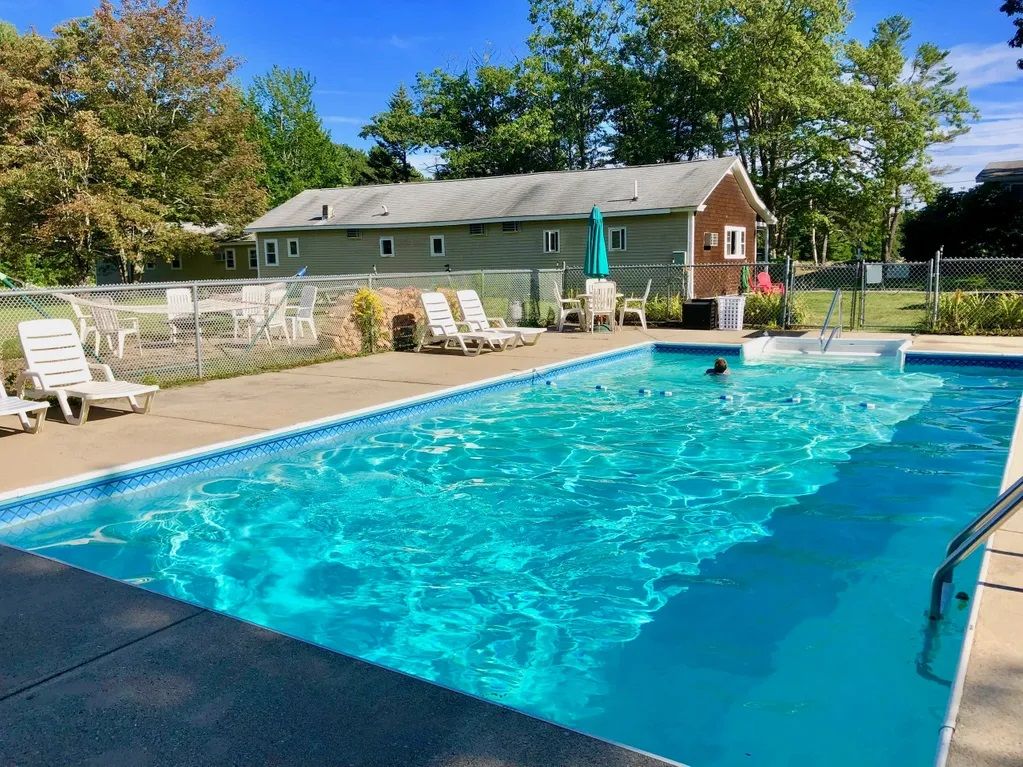 Kennebunkport Motor Lodge - Kennebunkport - Piscina