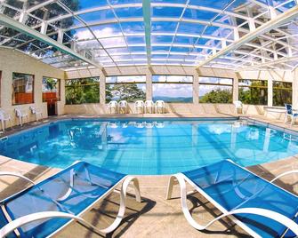 Hotel Refugio Vista Serrana - Mairiporã - Pool