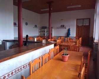 Hostel Albergue de Pintueles - Borines - Restaurante