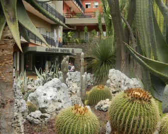 Garden Hotel Catania - San Giovanni la Punta - Budova
