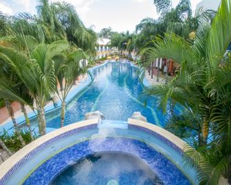Hotel Mediterraneus - Potrero - Piscina