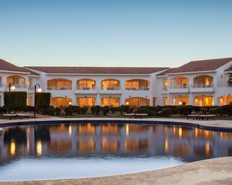 Sheraton Sharm Hotel, Resort, Villas & Spa - Шарм-эль-Шейх - Здание