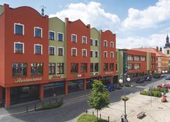 Wellness Hotel Luzan - Rumburk - Building