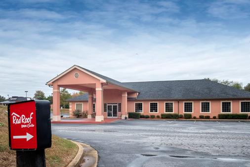 Red Roof Inn & Suites Madison, GA - Madison - Building