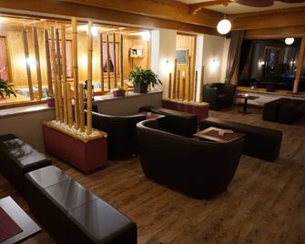 Hotel Sonnenbichl - Halblech - Lobby