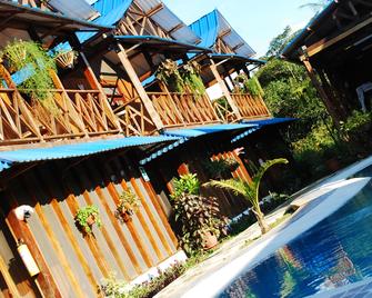 Hotel Utuane - Leticia - Edificio