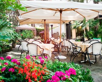 Hotel Cuba - Milano Marittima - Vista del exterior