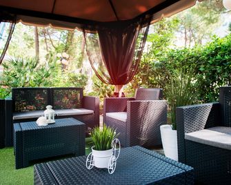 Hotel Cuba - מילאנו מריטימה - פטיו