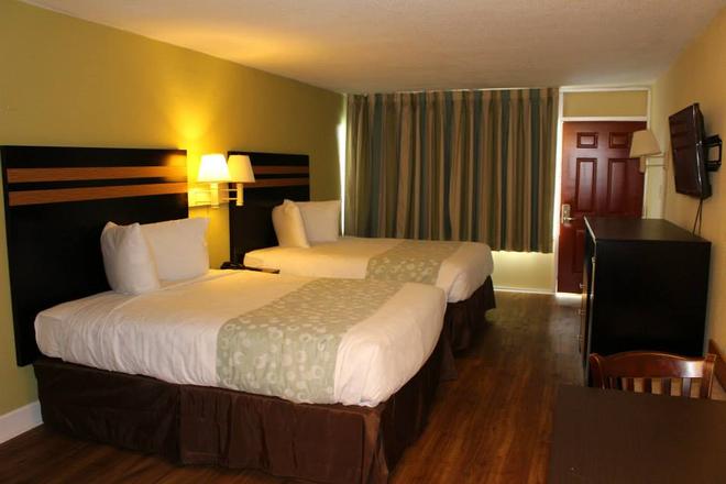 Blu Atlantic Oceanfront Hotel Suites 3 284 1 0 4 7 Blu Atlantic Oceanfront Hotel Suites