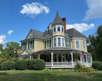 The Oaks Victorian Inn - Christiansburg - Budova