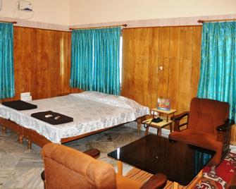 Radhika Resort - Bhubaneswar - Bedroom