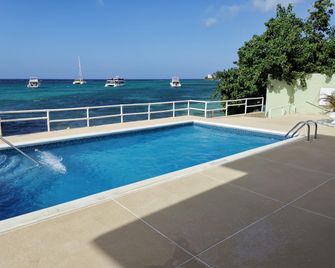Ocean Palms - Ocho Rios - Pool
