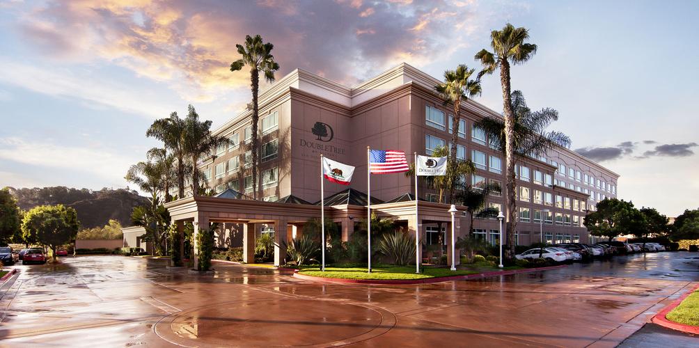 Doubletree By Hilton San Diego Del Mar 93 2 1 5 San Diego Hotel Deals Reviews Kayak