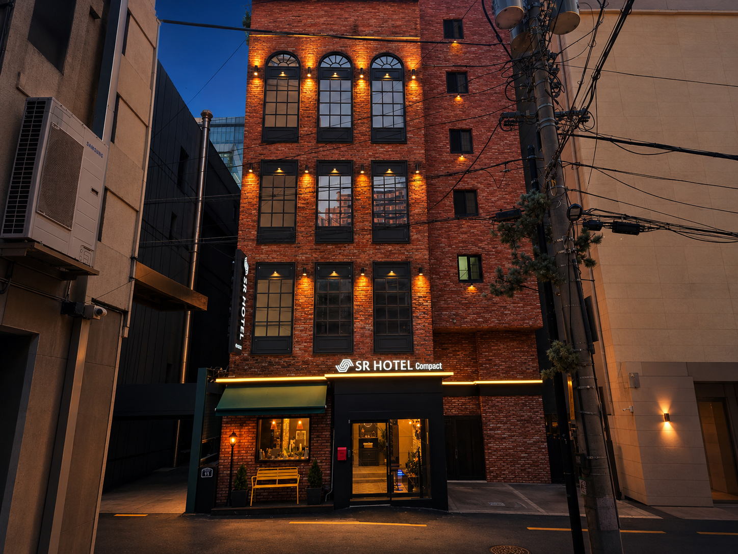 Sr Compact Hotel Sinchon - Seúl - Edificio