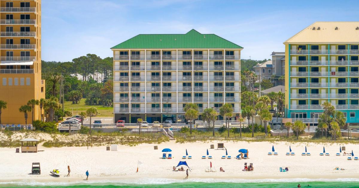 Beach Tower Beachfront Hotel, a By The Sea Resort from $19. Panama City ...