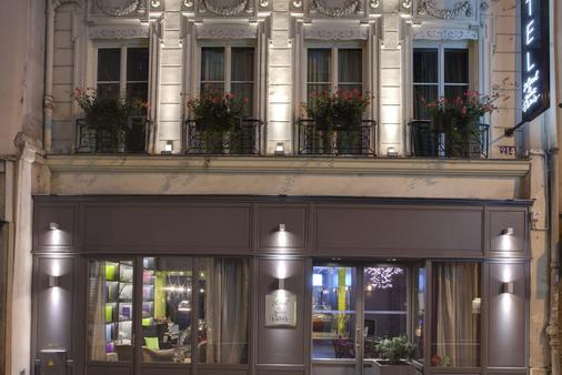 Hotel Le Petit Paris - Paris - Gebäude