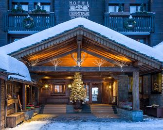 Hermitage Hotel & Spa - Breuil-Cervinia - Building