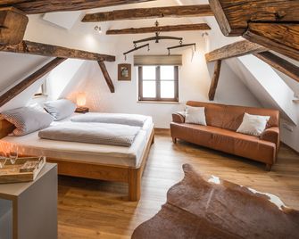 alte Ritterstube - Günzburg - Schlafzimmer