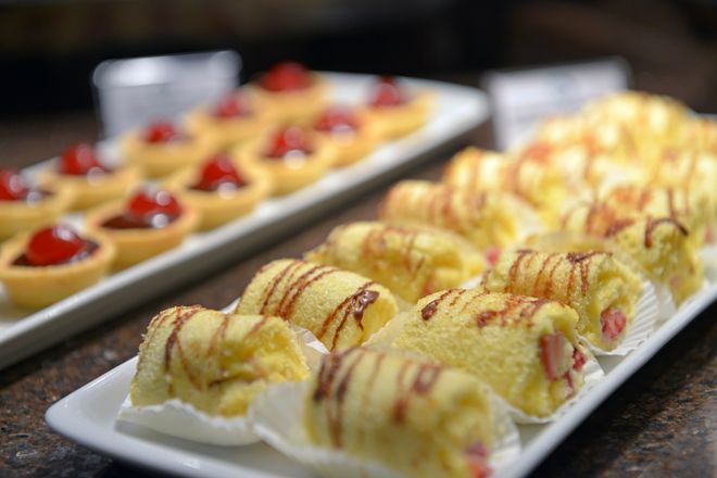 Hotel Deville Business Curitiba - Curitiba - Comida